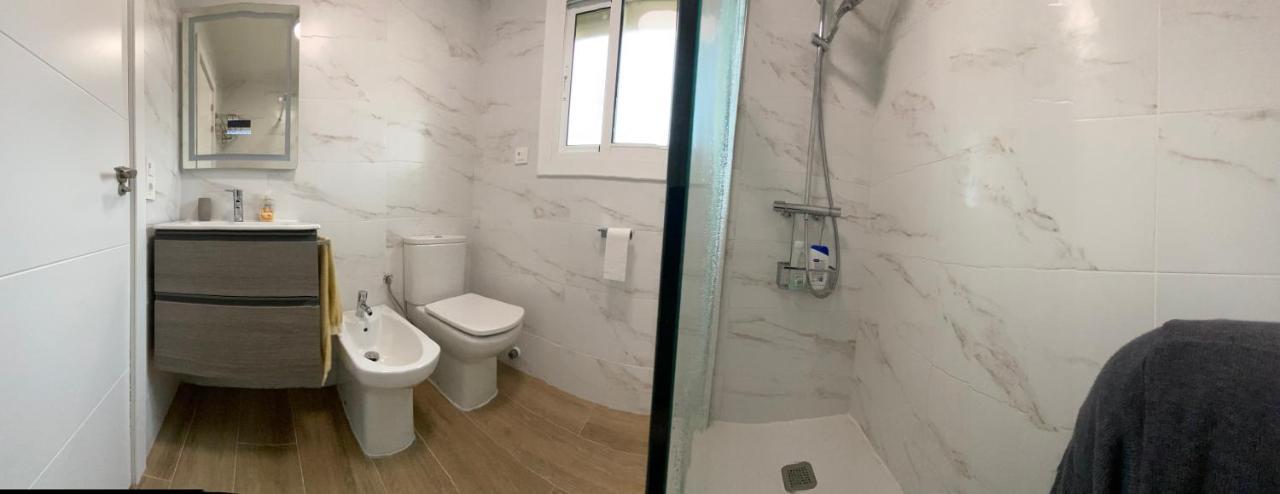 토르뎀바라 Casa Con Gran Piscina Particular Cerca Playa 빌라 외부 사진